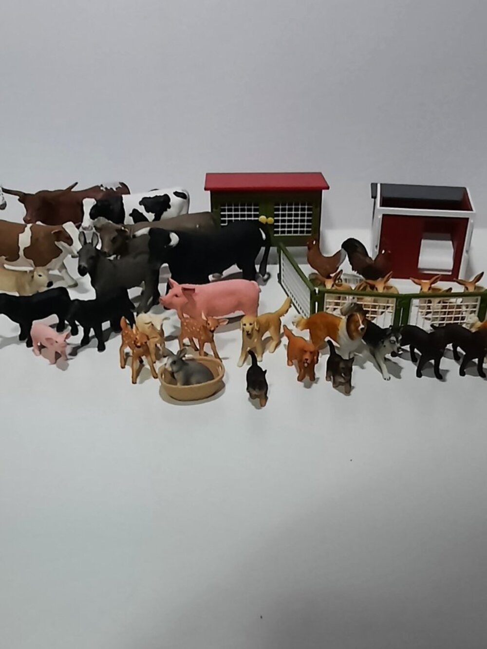 Large Schleich Farm World Animal Lot Barn Coop Fence Horses Cows Dogs Rabbits